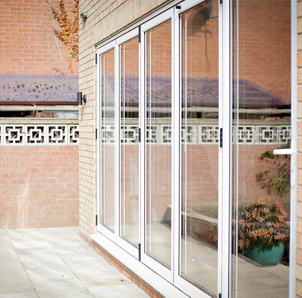 5 Section BiFolds Hull