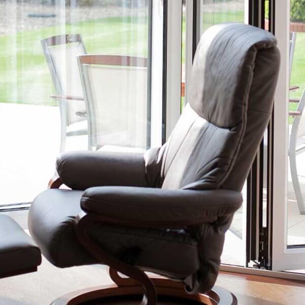 Aluminium-Bi-Folds-Hull